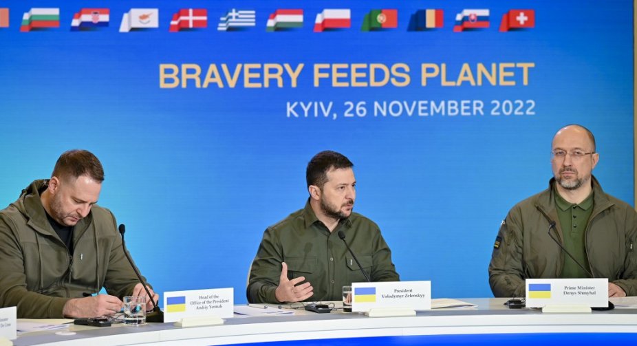 Україна своїм зерном врятує від голоду щонайменше 5 мільйонів людей - Зеленський