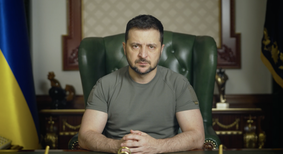 Зеленський попросив допомоги у муніципалітетів Франції