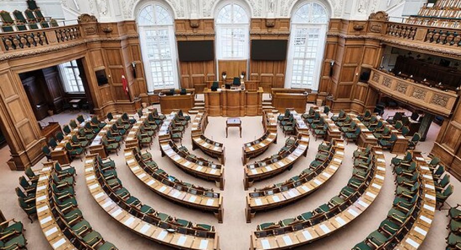 У Данії обирають парламент