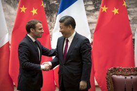 Macron called on the leader of China to push Putin to real negotiations with Ukraine