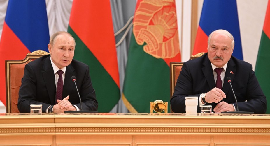Лукашенко та Путін домовилися продовжувати військові навчання та спільно виробляти зброю