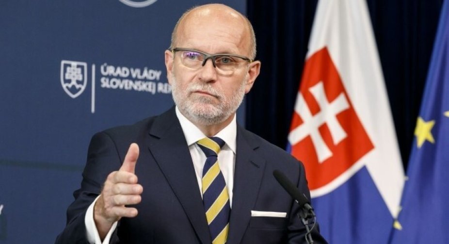 Slovakia will transfer ammunition for fighters and other weapons for the Armed Forces