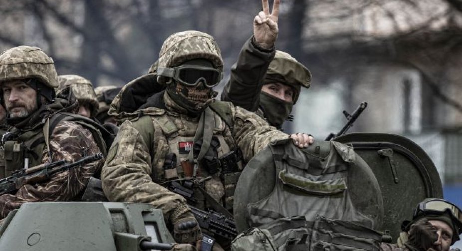 Війська РФ змушені відступати біля Кремінної, а ЗСУ продовжують утримувати Соледар: карти боїв