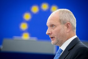 Посол ЄС назвав головні теми саміту з Україною у Києві