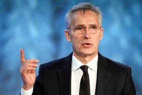 Столтенберг: Україні потрібно "істотно більше" зброї, у війні настав переломний момент