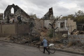 Росіяни зранку вдарили по Херсону: снаряди влучили у будинок та дитсадок