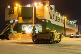 Судно з американськими БМП Bradley для України прибуло до Європи