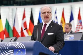 The President of Latvia urged to provide Saakashvili with all necessary medical assistance