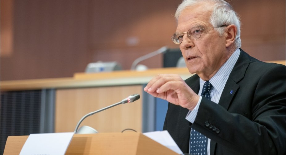 ЄС запустить центр протидії пропаганди із РФ та Китаю – Боррель