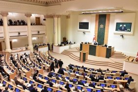 Парламент Грузії достроково розпочав розгляд одного із скандальних проектів про "іноагентів"