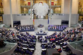 Комітет Бундестагу в середу планує схвалити 12 млрд євро на військову допомогу Україні - ЗМІ