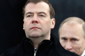 Медведєв загрожує ракетним ударом суду в Гаазі