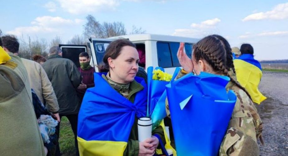 Україна повернула з російського полону 100 військових