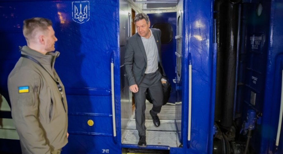 Віце-канцлер Німеччини приїхав до Києва для переговорів щодо відновлення України