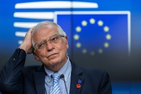 Борель скасував візит до Китаю через позитивний тест на коронавірус