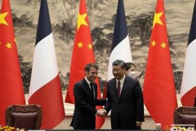 Xi Jinping called on the world to "restrain" to prevent the situation in Ukraine from "getting out of control".