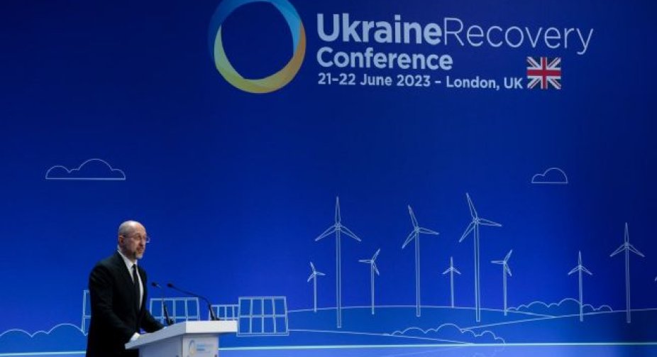 Мільярди на відновлення України. Головні заяви першого дня конференції в Лондоні