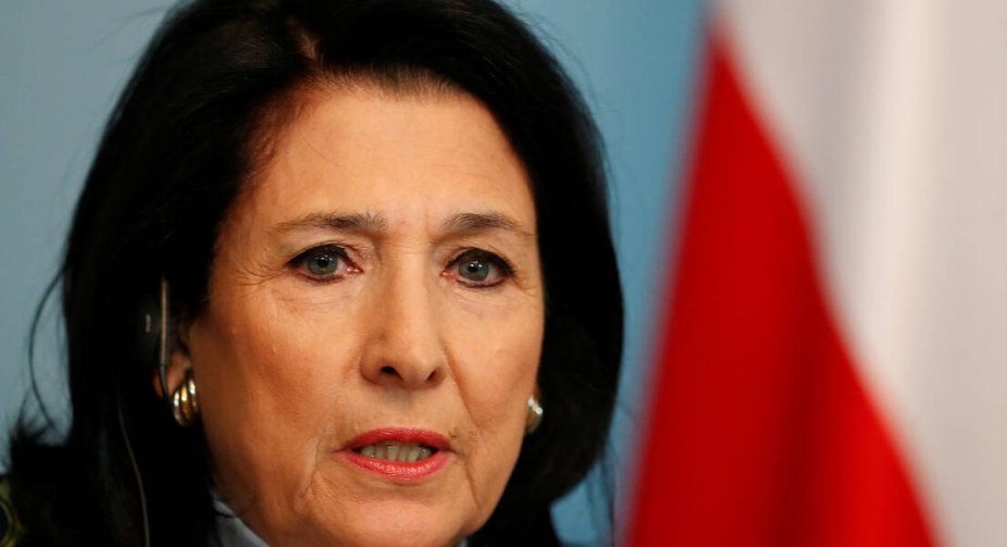 Президент Грузії засудила «жахливий напад» росії на Каховську ГЕС