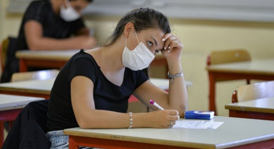 В Україні офіційно закінчився карантин через COVID-19. Тривав понад три роки