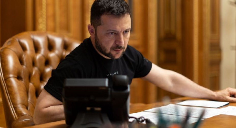 Зеленський поговорив з прем'єром Нідерландів після того, як той подав у відставку