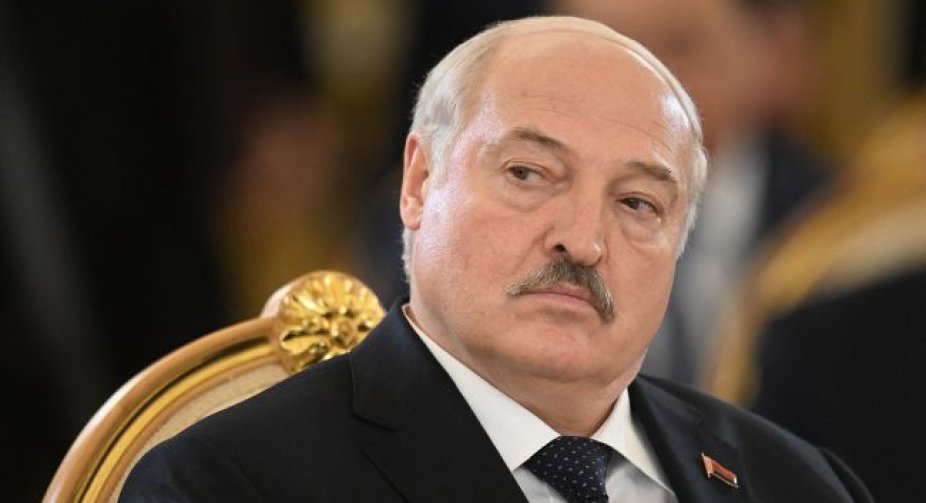 Знову за старе? Лукашенко привіз Путіну картку з "польськими позиціями"