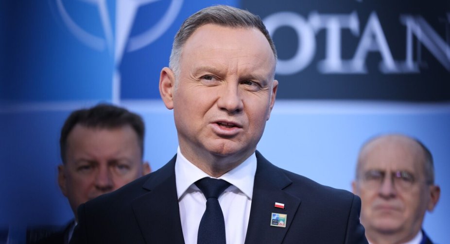 Президент Польщі: Україні не вистачає зброї для зміни балансу у війні
