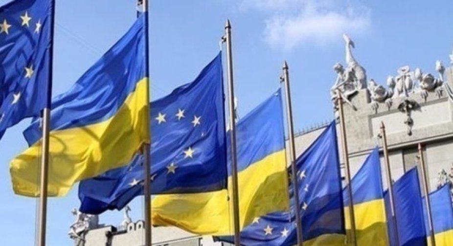 EU financial aid to Ukraine is under threat - FT