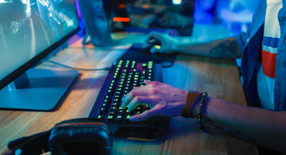 The Sports Federation of Ukraine punished the members of the "Team Spirit" from Dota 2 and CS:GO for participating in the same team with the Russians