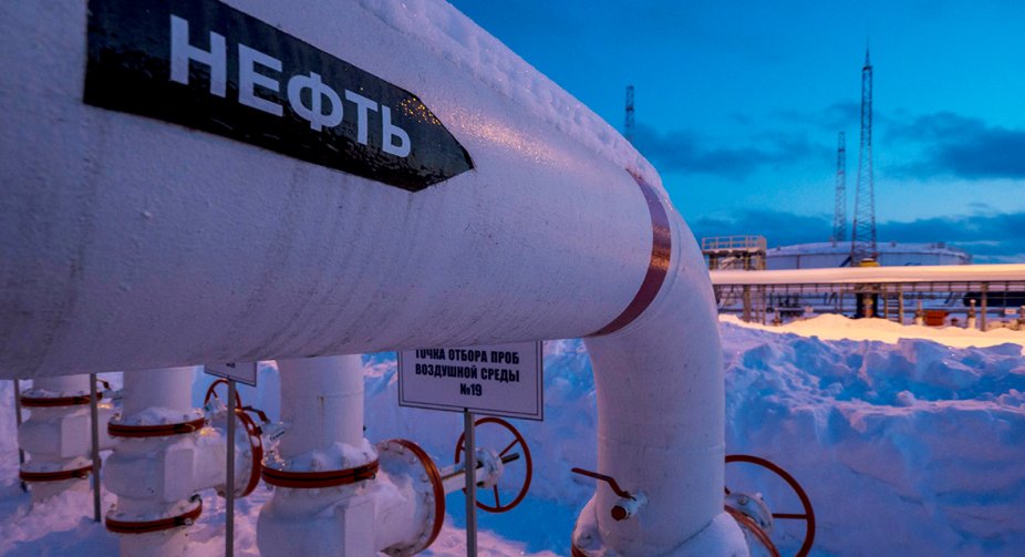 Politico: ЄС наповнюється паливом із російської нафти 