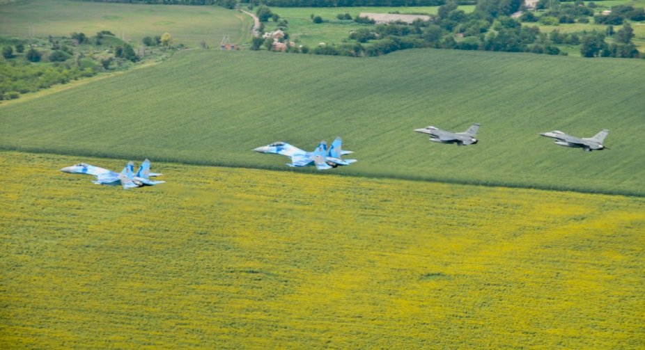 Україна з 2011 року мала досвід користування літаками F-16 на власній території, - Defence Express