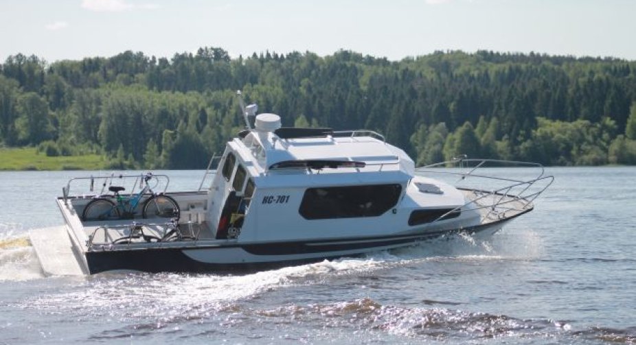 Українські Військово-Морські Сили знищили російський катер "Тунець" у Чорному морі