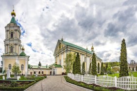 Police surrounded the monastery in Ternopil region: dispute over lease extension