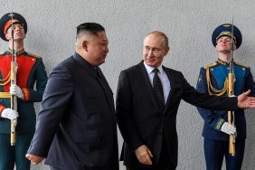 Кім Чен Ин отримав бронежилет та дрони під час візиту до Росії
