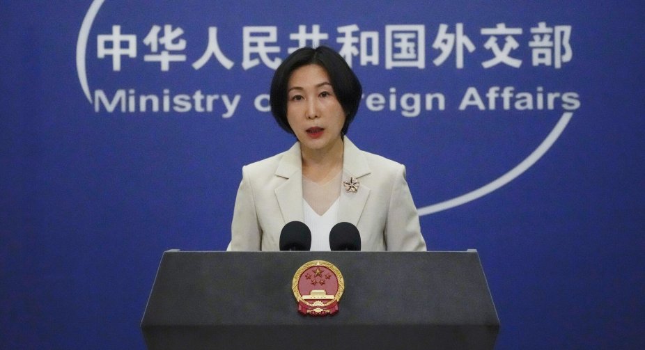 China calls on Podolyak to clarify his statements about the intellectual potential of China and India