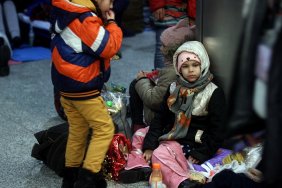 У Донецькій і Херсонській областях оголошено примусову евакуацію дітей
