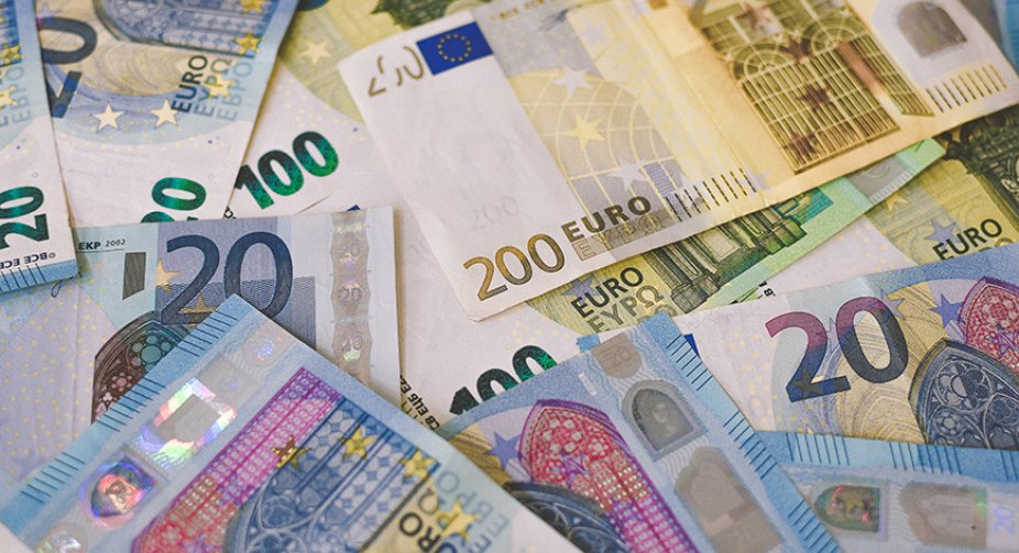 EU Introduces New 50 Euro Note
