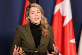 Голова МЗС Канади закликає до гуманітарних "пауз" у Секторі Газа у зв'язку із наземною операцією Ізраїлю