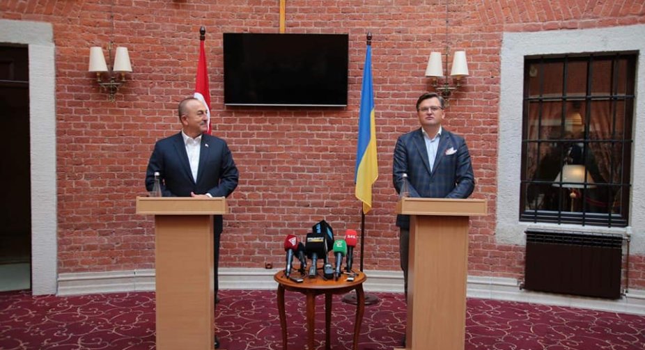 Глави МЗС України і Туреччини обговорили питання безпеки в Чорноморському регіоні