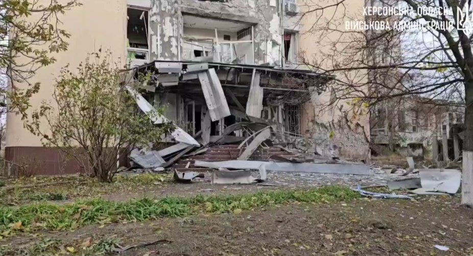Russians hit children's library in Kherson