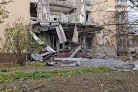 Russians hit children's library in Kherson