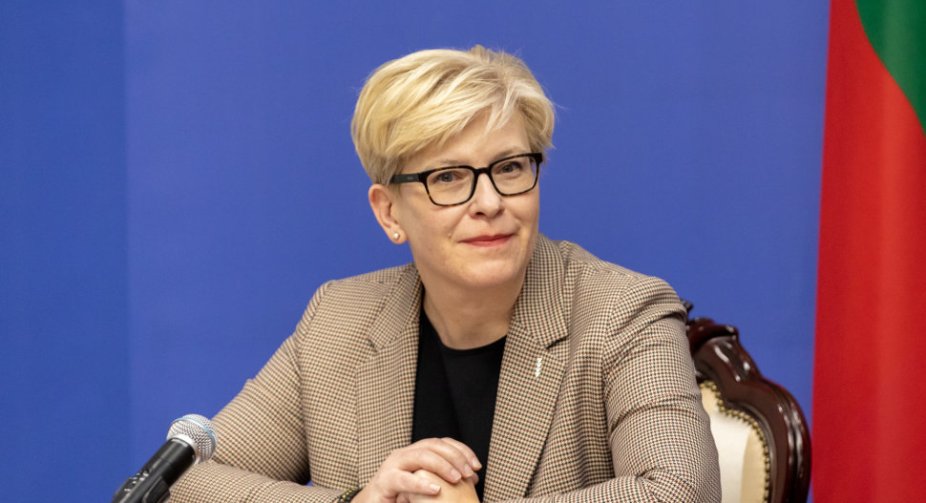 Lithuanian Prime Minister visits Ukraine: honoring the fallen and supporting the fight for freedom