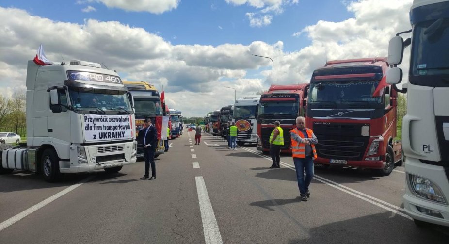 Polish carriers will not extend strike to new checkpoints