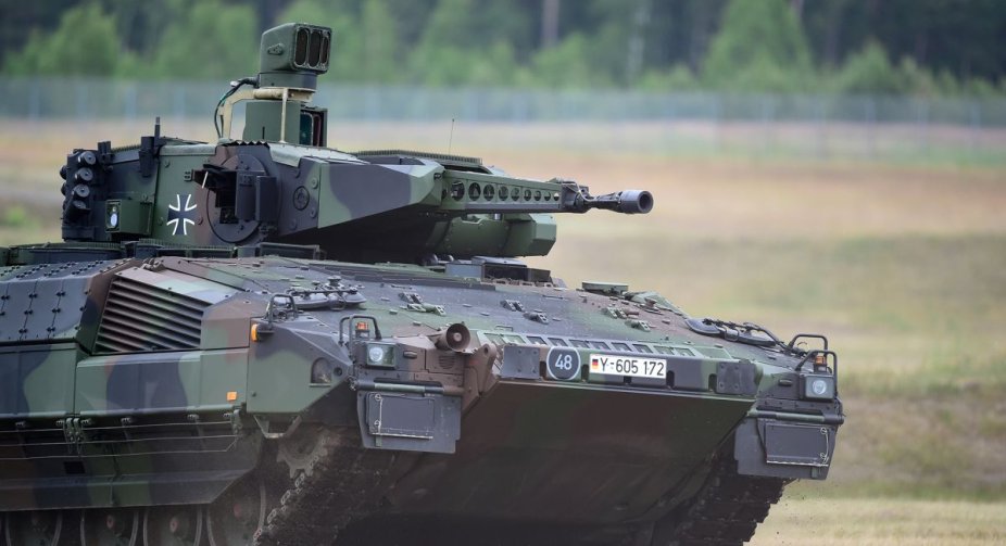  Нова військова допомога від Німеччини: БМП Marder, тягачі та артилерійські снаряди для України