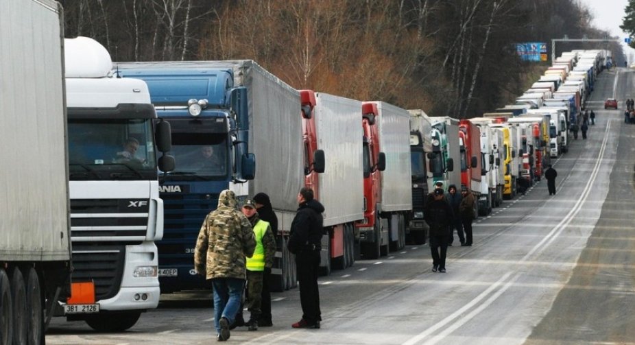 На кордоні України та Польщі запрацює КПП для порожніх вантажівок