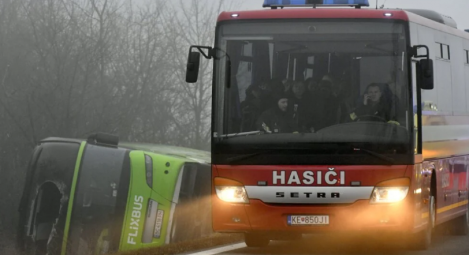 У Словаччині автобус з України потрапив у ДТП: є постраждалі