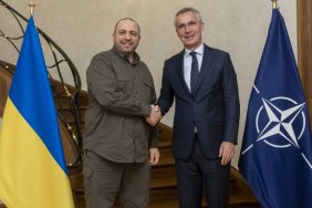  НАТО обіцяє Україні незменну підтримку в умовах зимових боїв: переговори Умєрова та Столтенберга 