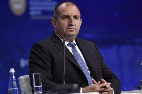 Bulgarian President vetoed supply of 100 armored personnel carriers to Ukraine