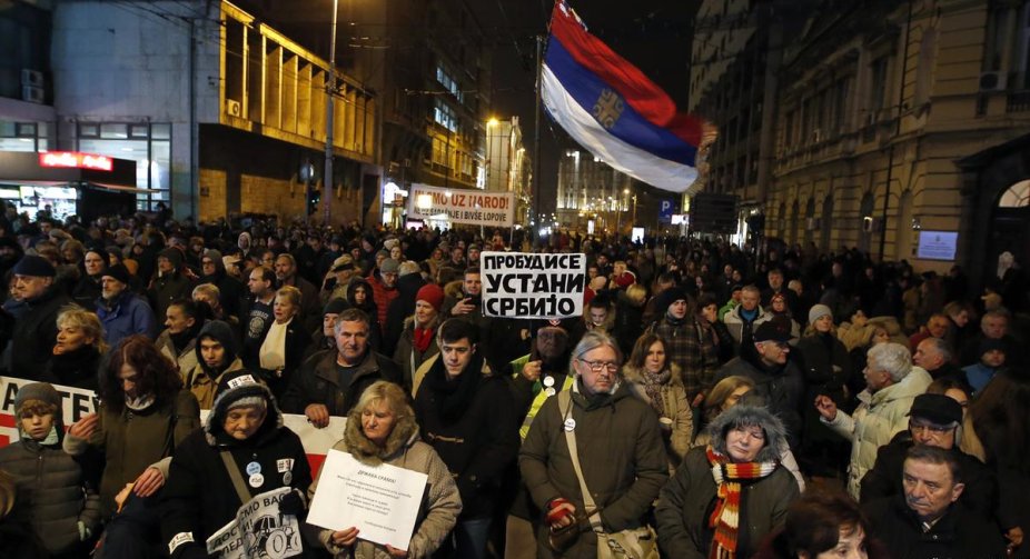 Protesters in Serbia start blocking traffic in Belgrade