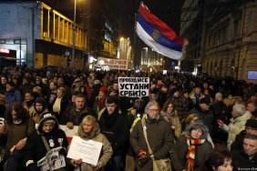 Protesters in Serbia start blocking traffic in Belgrade