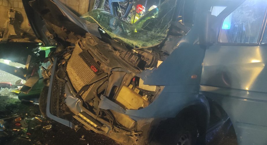Ukrainian minibus involved in an accident near the border with Poland: one person died